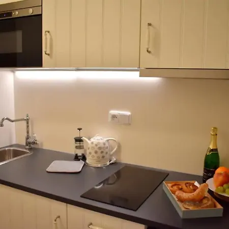 Romantic Karlin Apartamento *